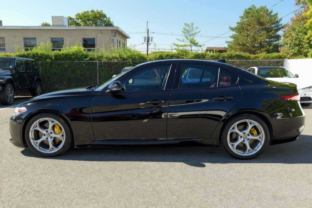 Alfa Romeo Giulia Ti Sport      2019