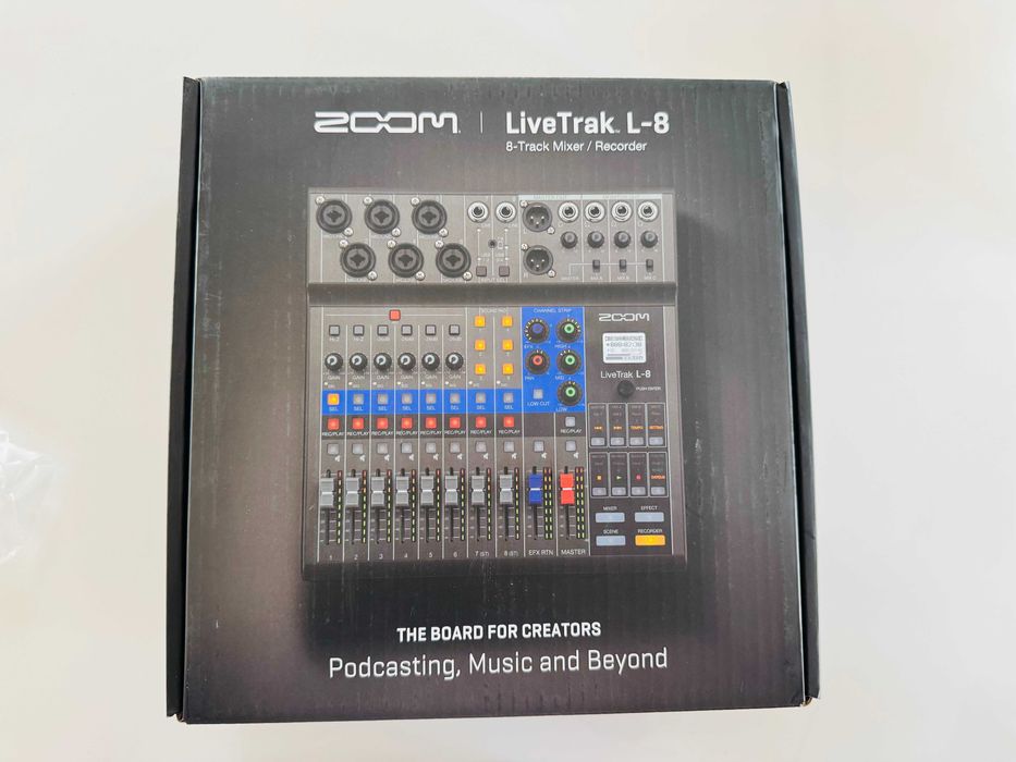 Zoom LiveTrak L-8 – Como Novo