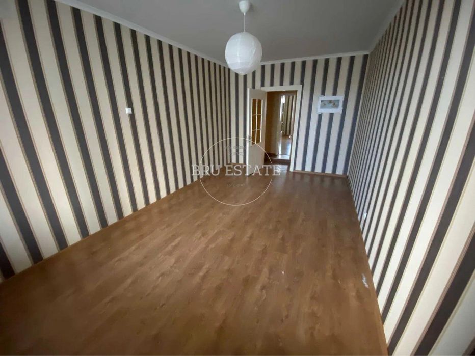 Продам 2к квартиру на Позняках Драгоманова Дарницький Осокорки