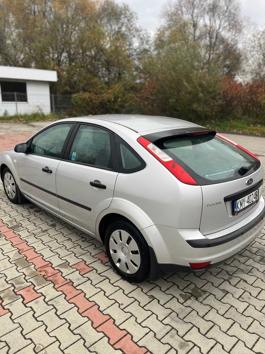 Ford Focus Mk2 1.6 100KM 16v, czujniki parkowania