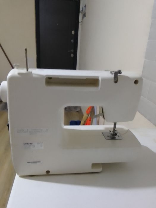 Продам швейную машинку  Brother