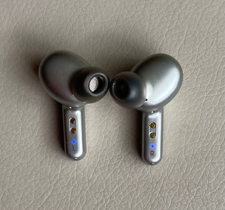 Słuchawki bezprzewodowe JBL Live Pro 2 TWS Bluetooth.