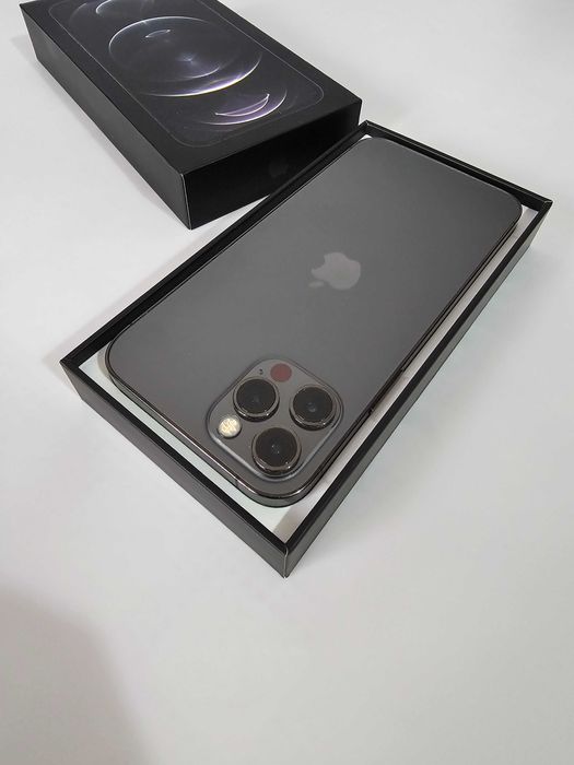 Iphone 12PRO 256GB.  77% Bateria.  Excelente.  Como novo