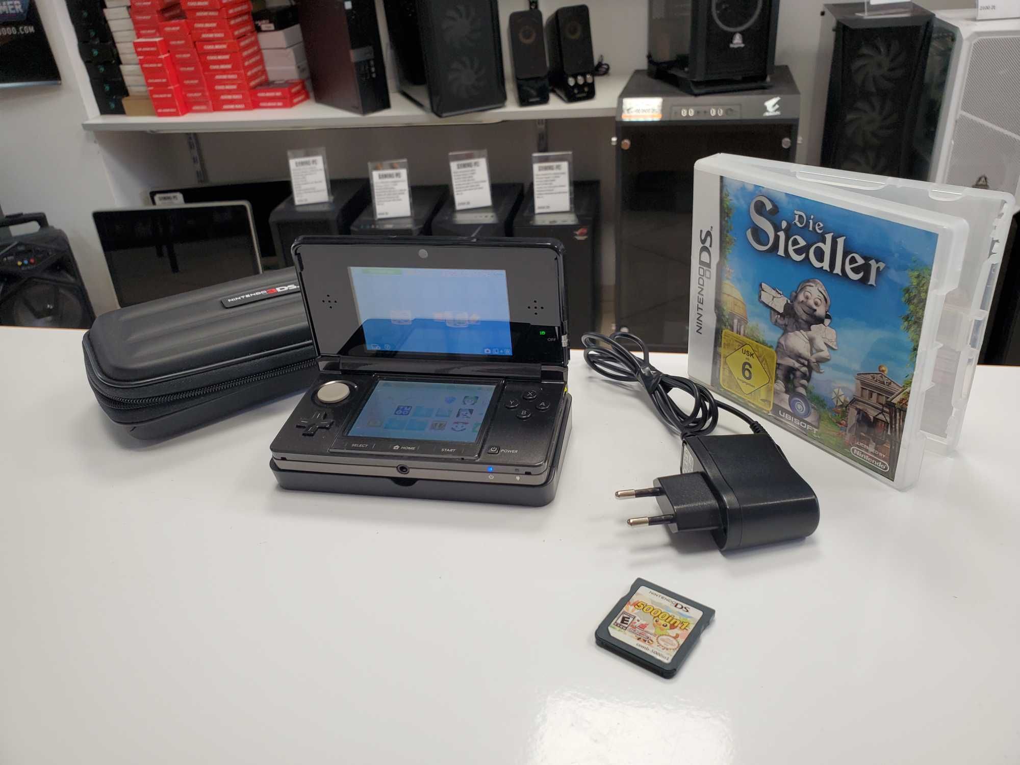 Konsola Nintendo 3DS CTR-001 + stacja + gra + etui