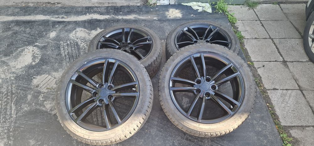 Koła felgi tesla s x 5x120 19 z oponami i czujnikami