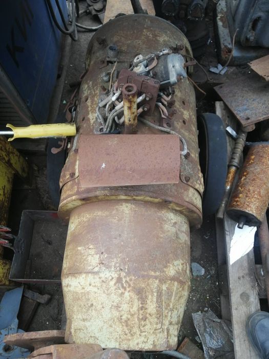 Асинхронные электродвигателя ,в нерабочем состоянии,продам как донора