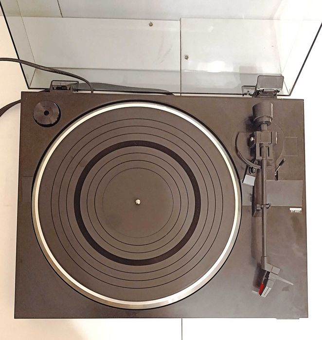Програвач вінілу FISHER Stereo Turntable MT 715