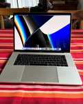MacBook Pro 15" i7 / Radeon Pro 560X / 16GB RAM A1990