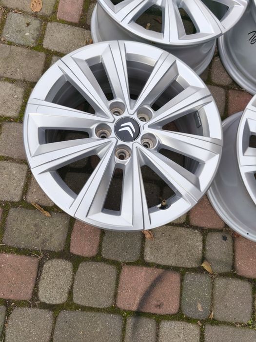 Felgi aluminiowe 16 Citroen C4 C5 Picasso Campster Spacetourer 5x108