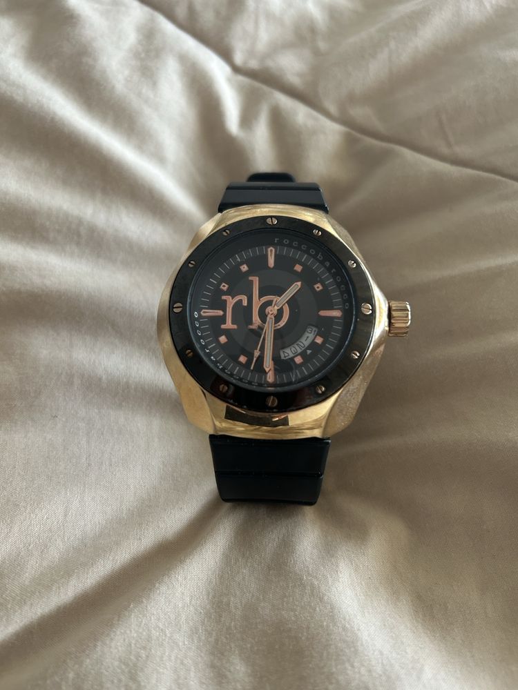 Relogio RB a bracele nao é original