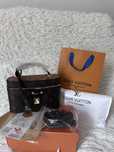 Torebka louis Vuitton w opakowaniu