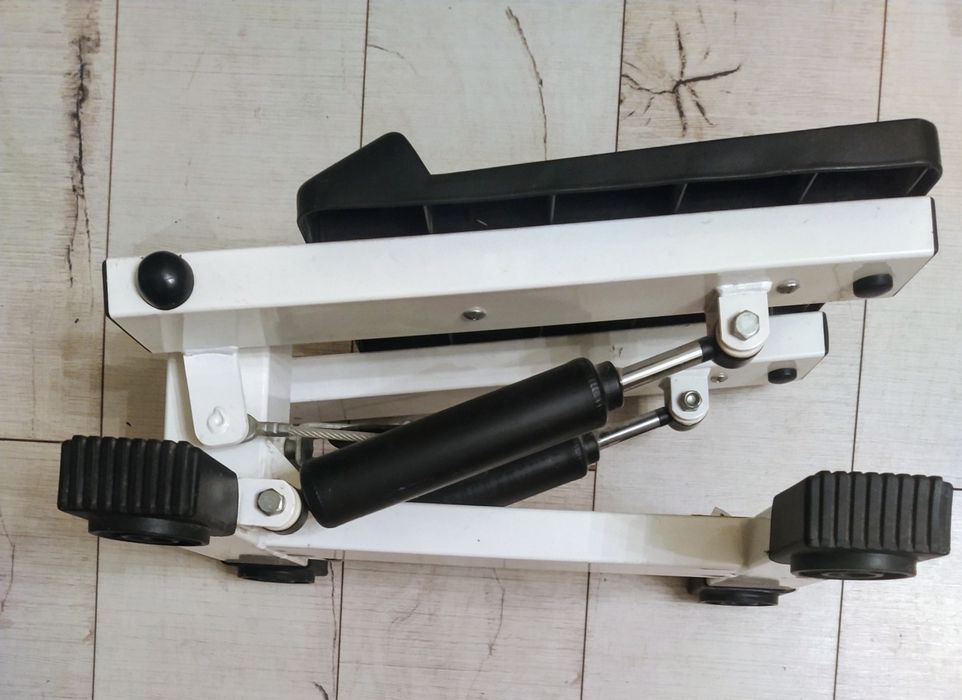 Гидравлический тренажёр Kettler Model HC/HSS-1600