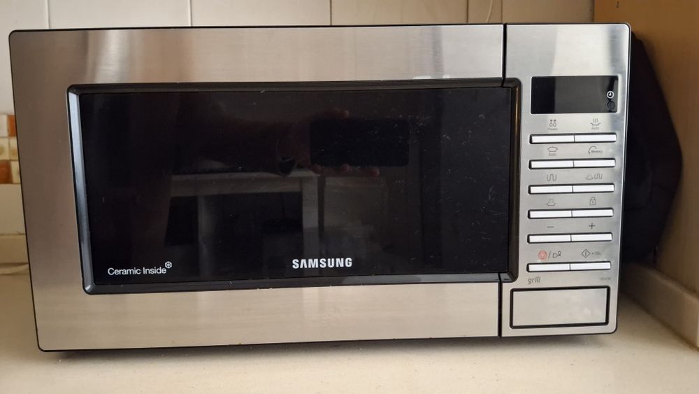 Microondas Samsung C/Garantia GE87M-X