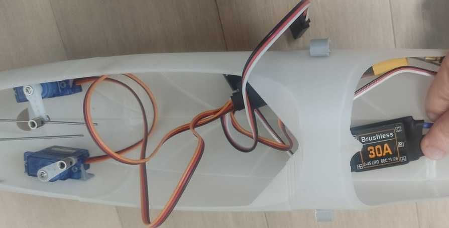 Samolot RC Eclipson model A - pełny zestaw!