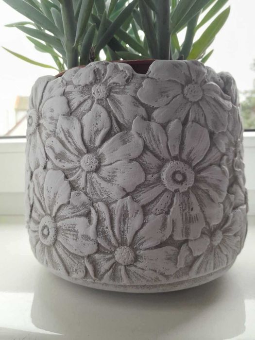 Donica doniczka betonowa Kwiaty Ozdoba Ręcznie wykonana i malowana