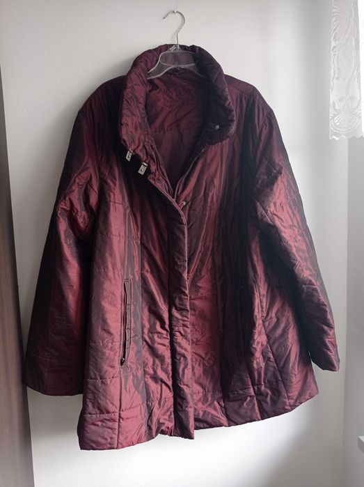 Kurtka ocieplana w dużym rozmiarze 52