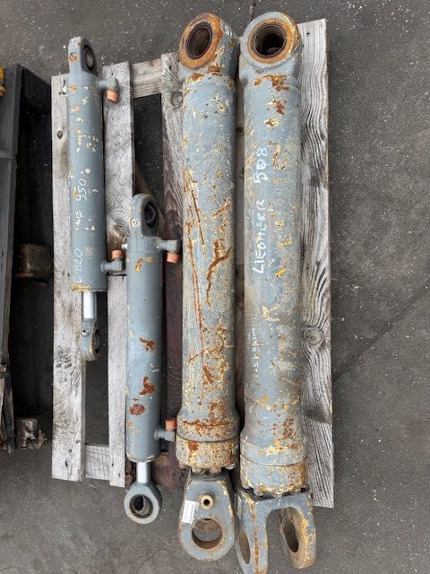 liebherr używany siłownik hydrauliczny do ładowarki