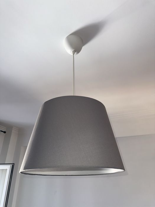 Candeeiro IKEA cinza