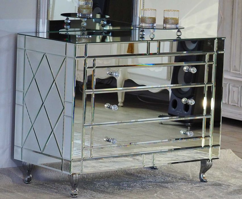 Piękna komoda Glamour , lustrzana z fazami