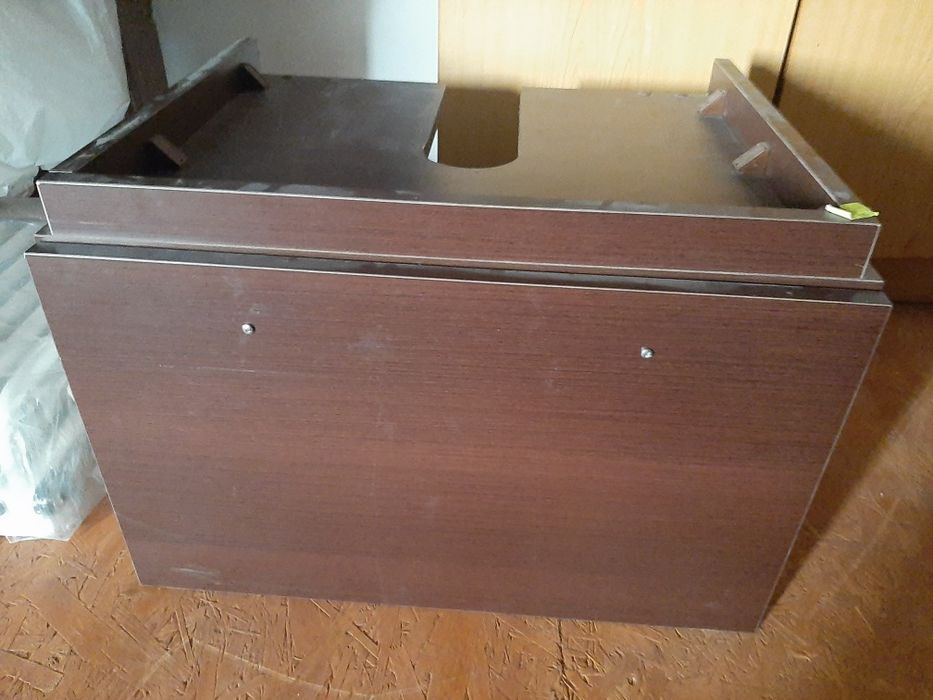 Szafka pod umywalkę