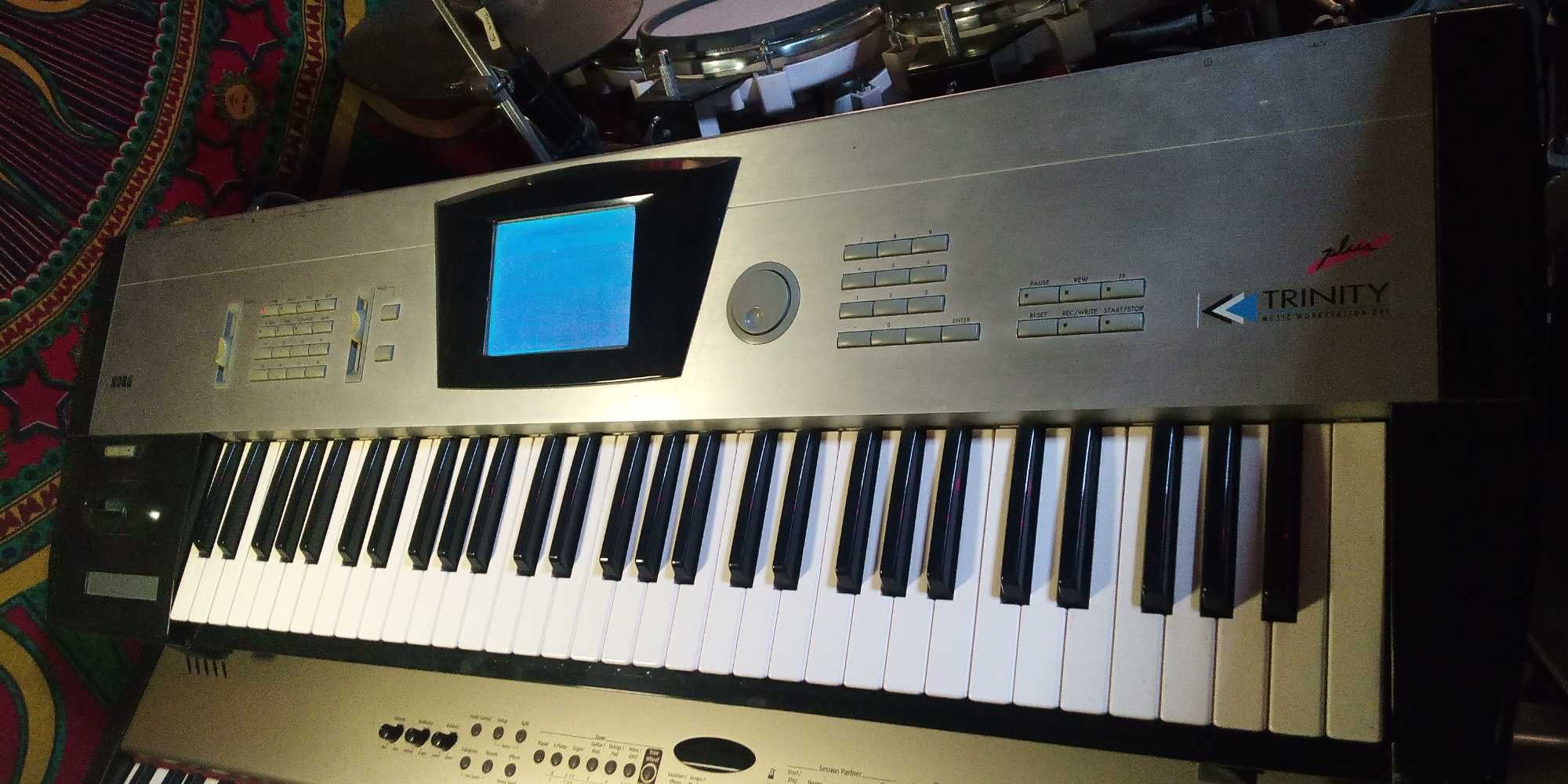 Korg trinity plus