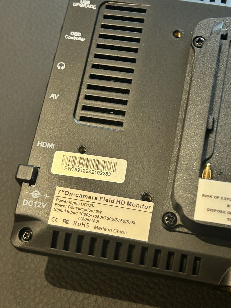 Montor 7” 4k para dslr otimo como novo c/ 2 baterias