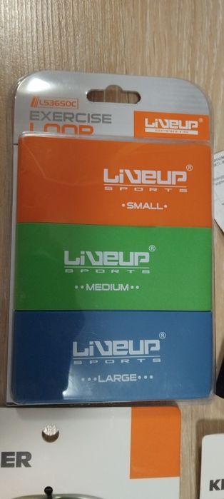 Еспандер кистевой , резина для тренировок,скакалка  Kettler