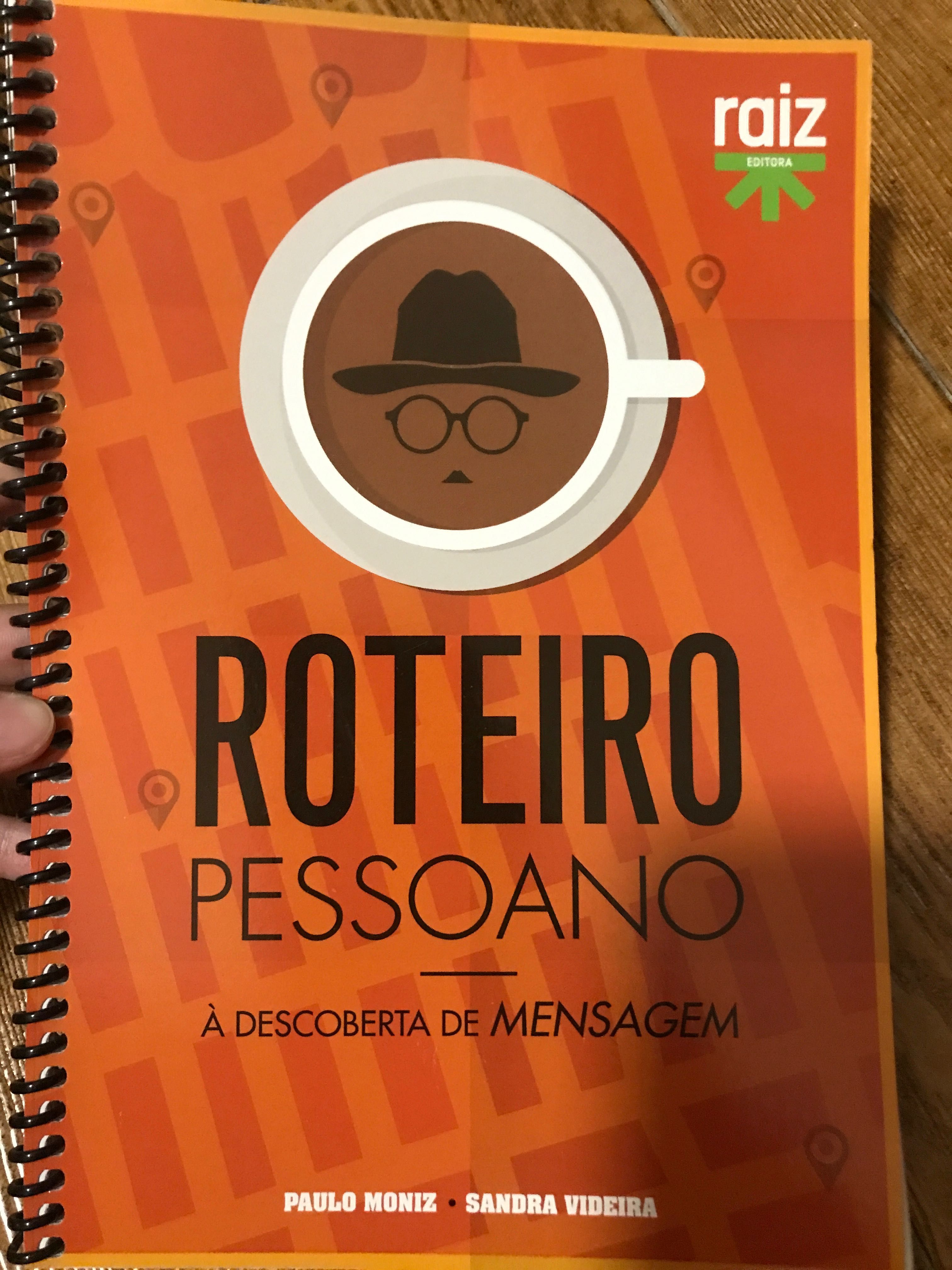 Livro Roteiro Pessoano à descoberta de Mensagem