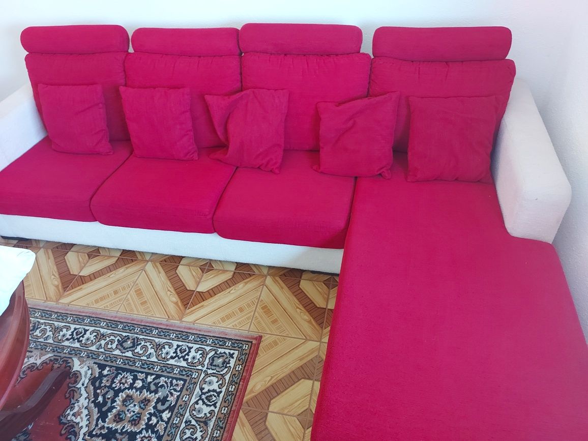 Sofá com Chaise Long