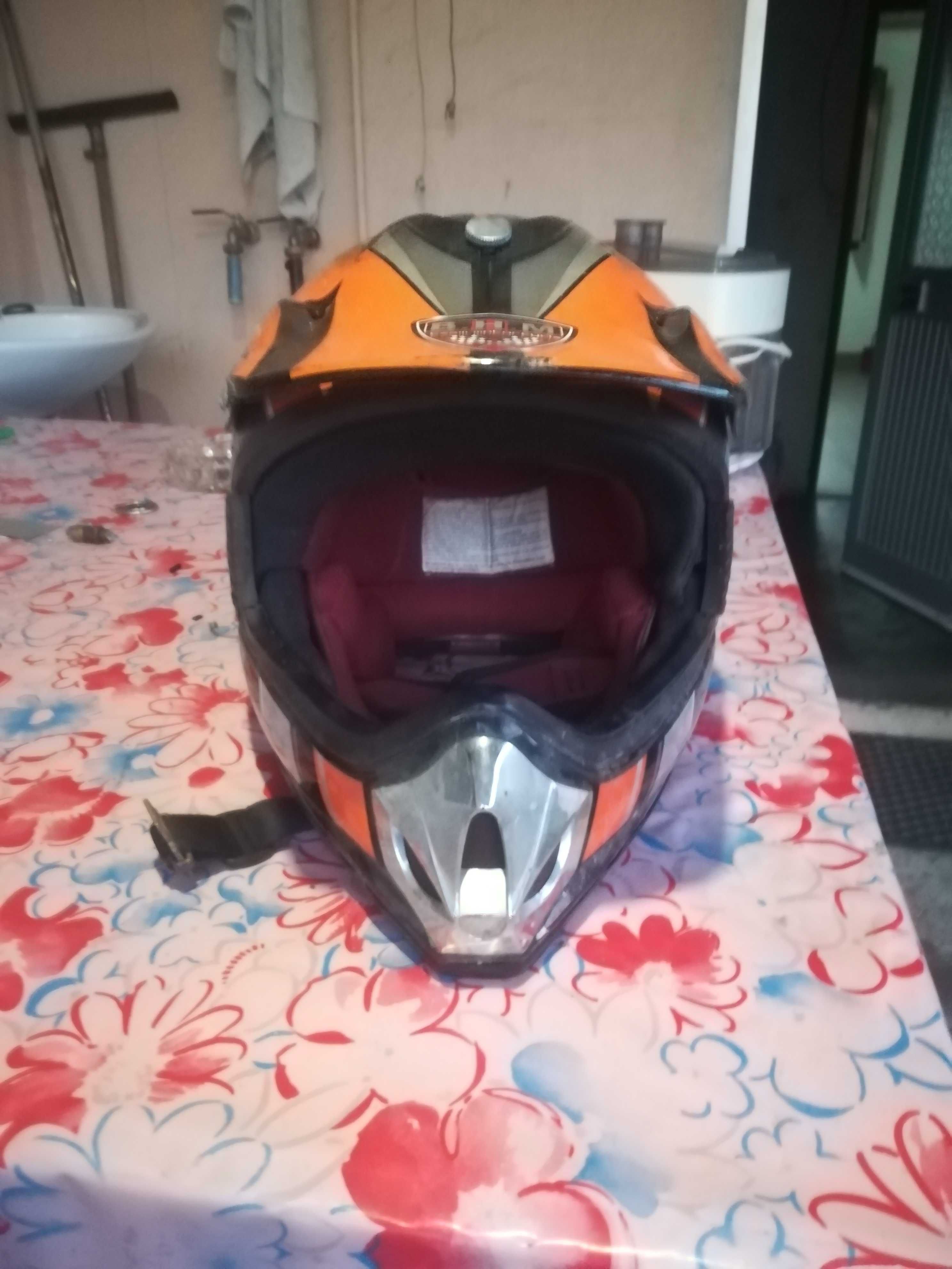 Capacete de cross de criança