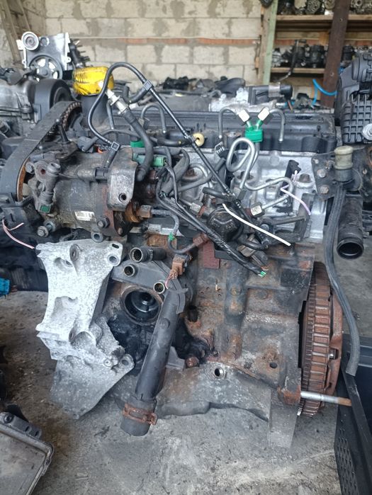 Мотор двигун двигатель Рено сценик кенго 1.5 євро 4 делфі делфи k9k к9