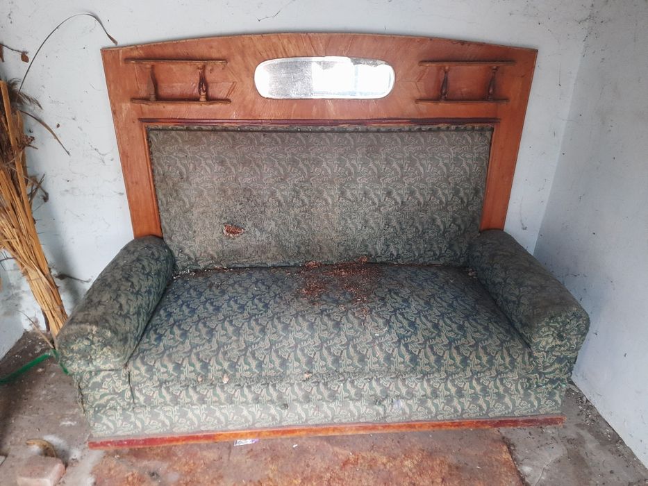 Раритетный диван начало 20 ст.