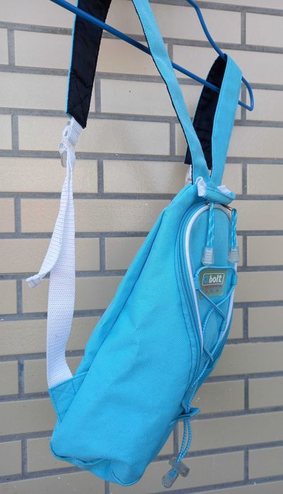 Mochila pequena turquesa