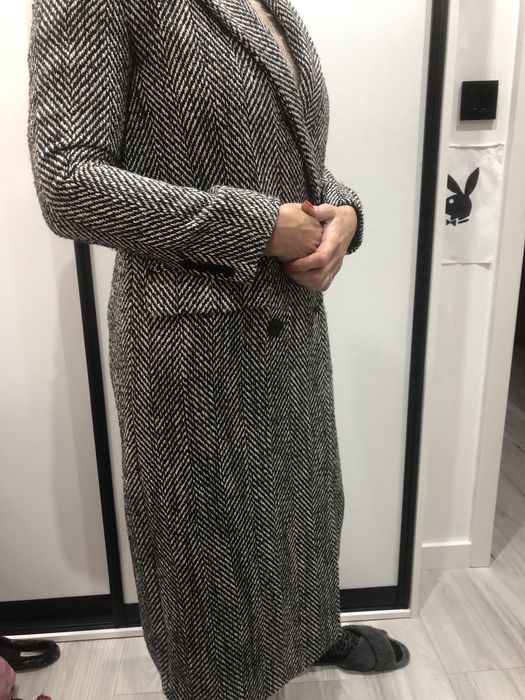 Płaszcz zimowy w jodełkę