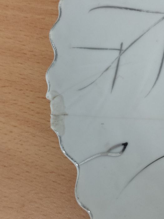 Conjunto de pratos decorativos.