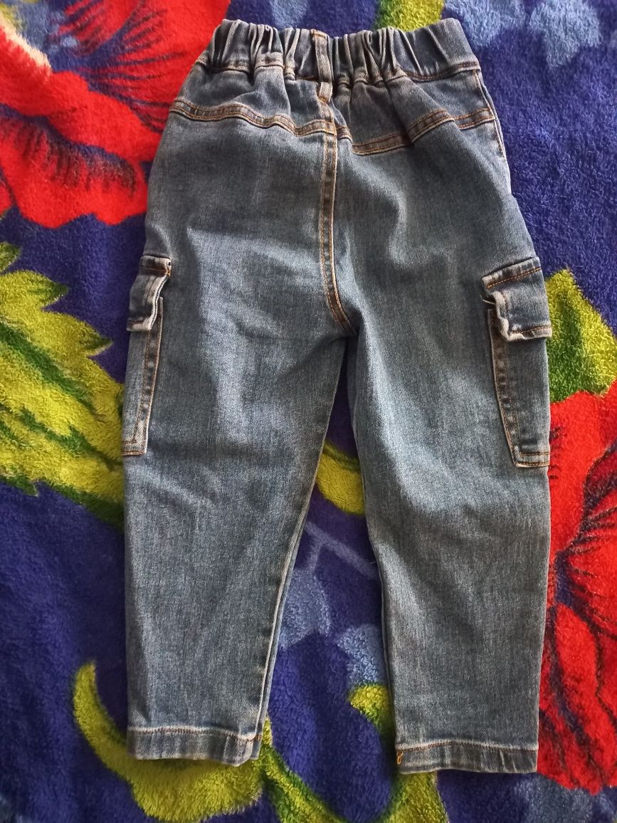 Речі на хлопчика 3-4 роки ( джинси,  світшот,  трусики)