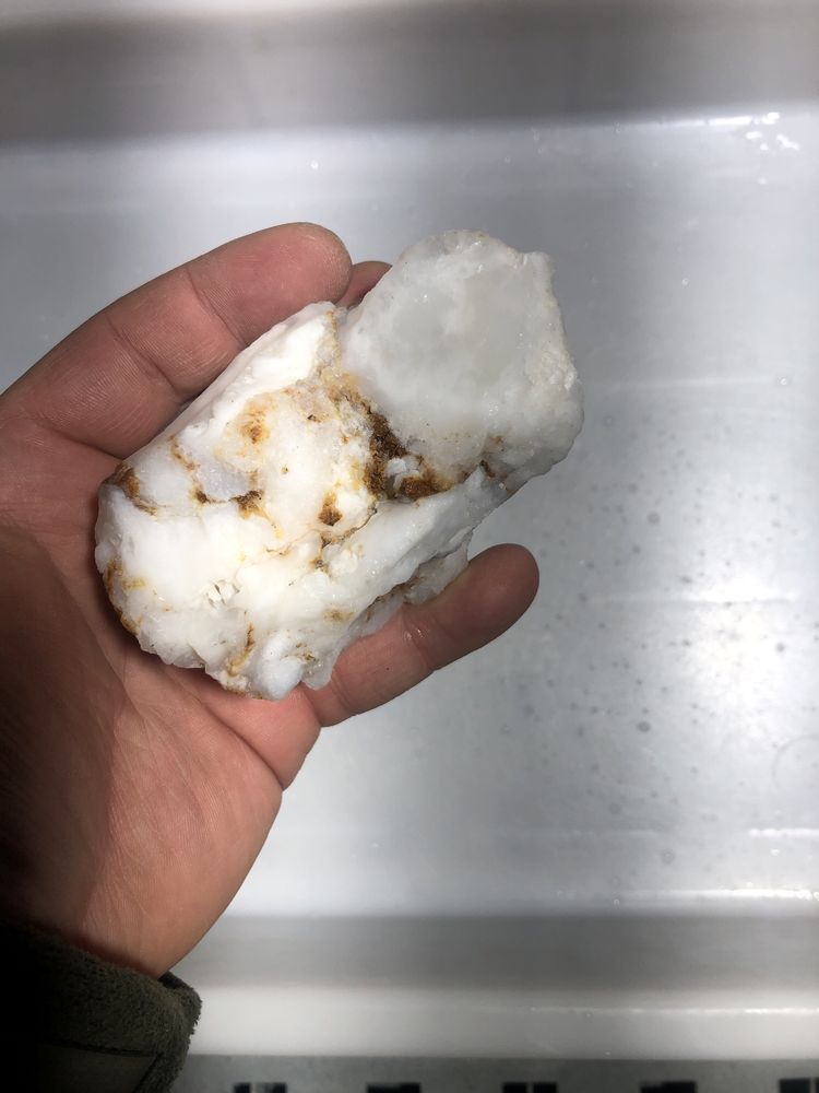 Opal biały naturalny surowy bryłka 233 g