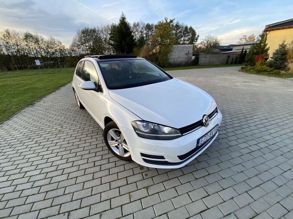 VW Golf 7 1.6TDI szklany dach , bixenon z doswietlaniem ZADBANY !