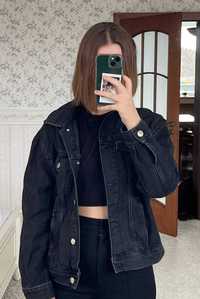 чорна джинсова куртка H&M