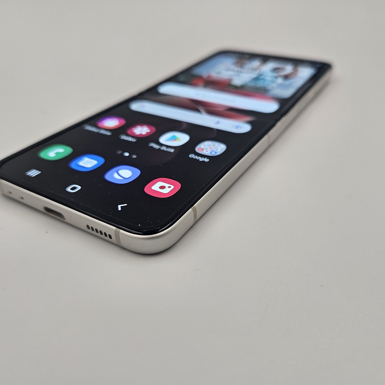 Samsung Galaxy Z Flip3 DEMO 128GB Beżowy | Stan A+ | Wyświetlacz | Wi-