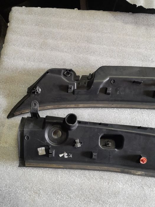 Жабо-Пластик під лобове скло Fiat Dukato від 2008 року