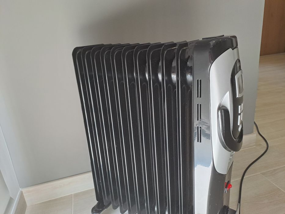 Aquecedor a óleo AEG