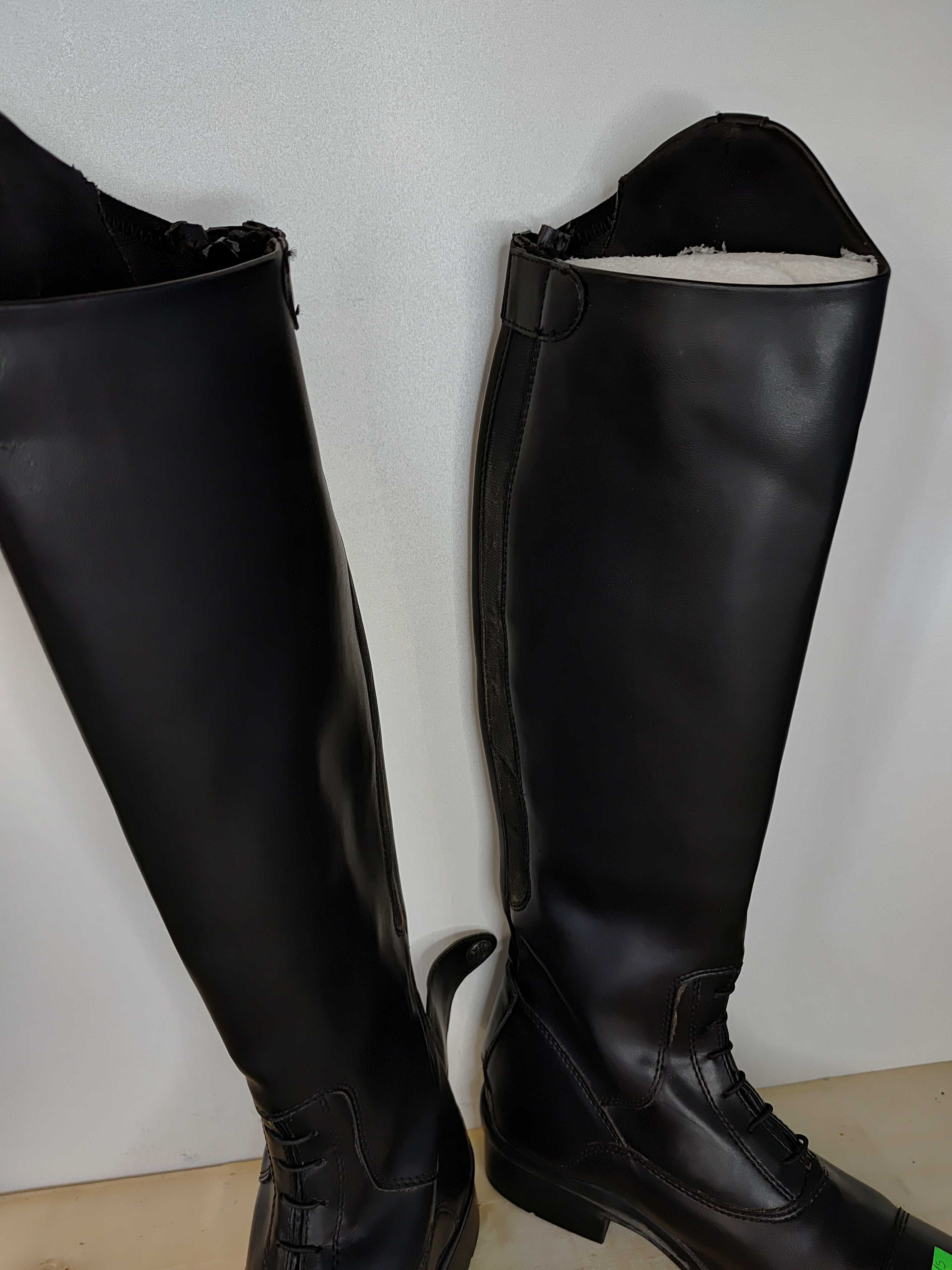 202.41. Oficerki Steeds Tender, roz: 41 Slim, łyd: 33,5cm, wys: 44cm
