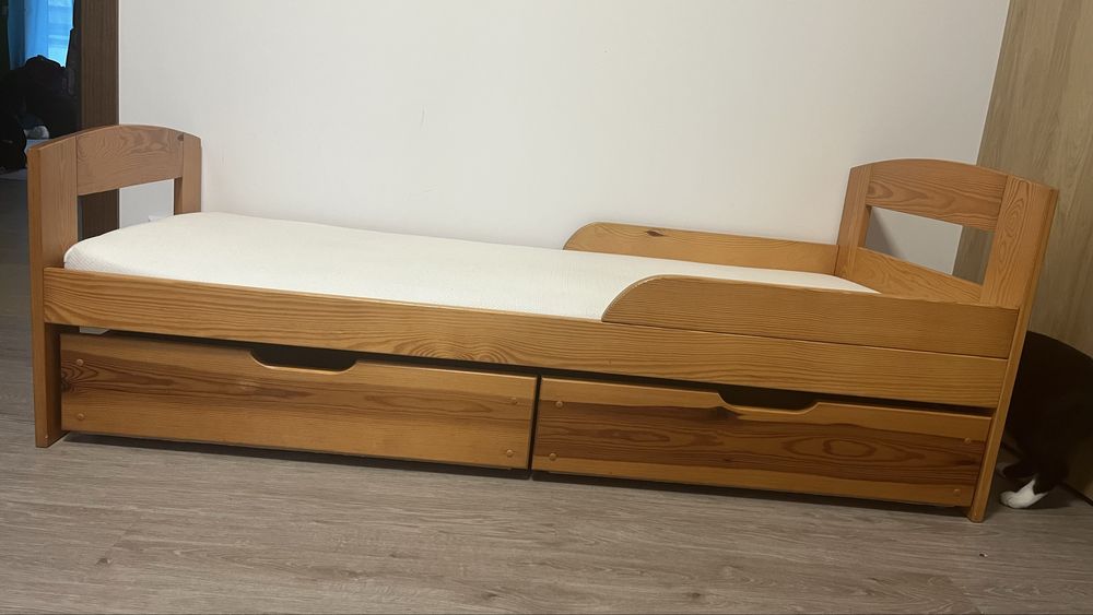 Łóżko dziecięce sosnowe 160x70 szuflady materac stelaż