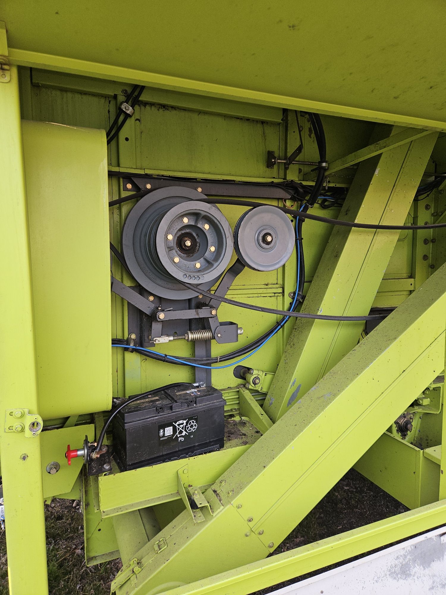Kombajn claas dominator 58s 48 , 68. 38. 56. 66. 76. 86. 88. 96. 98.