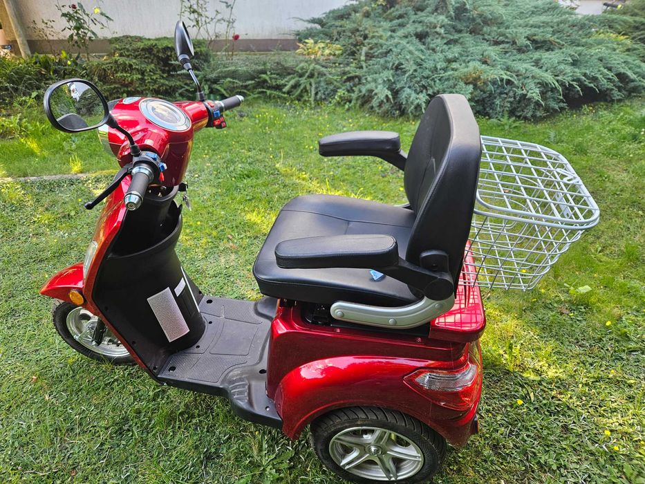Skuter elektryczny inwalidzki trójkołowy ZT15, Veleco, nowy