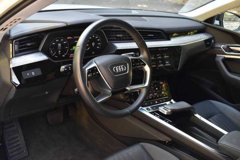 2021 Audi e-tron