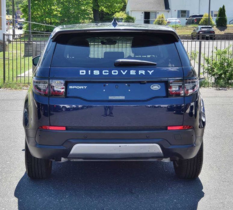 Land Rover Discovery Sport P250 S      2022
