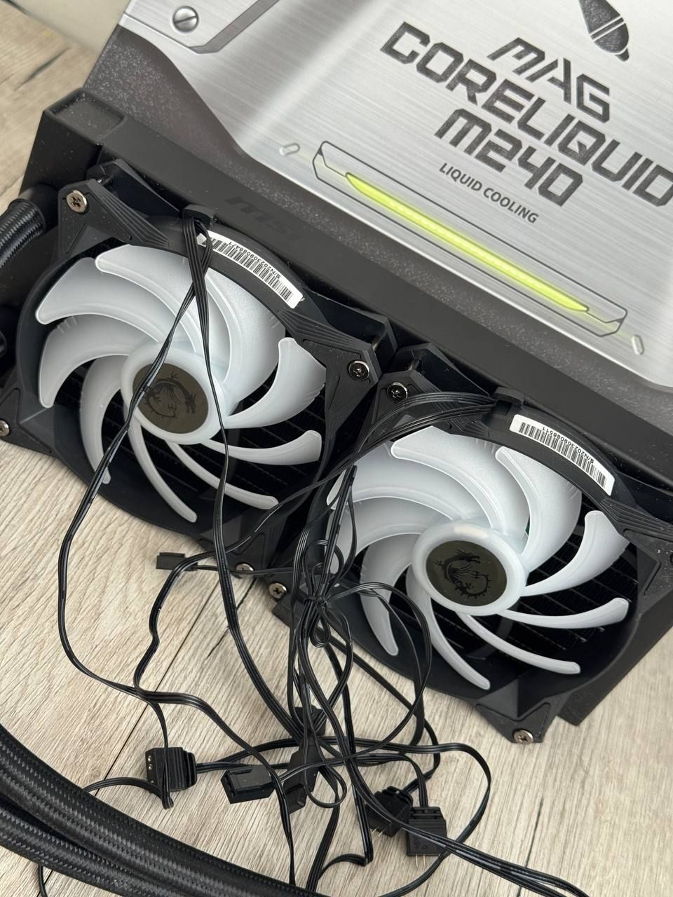 Система рідинного охолодження MSI MAG CORELIQUID M240 (306-7ZW4R14-813
