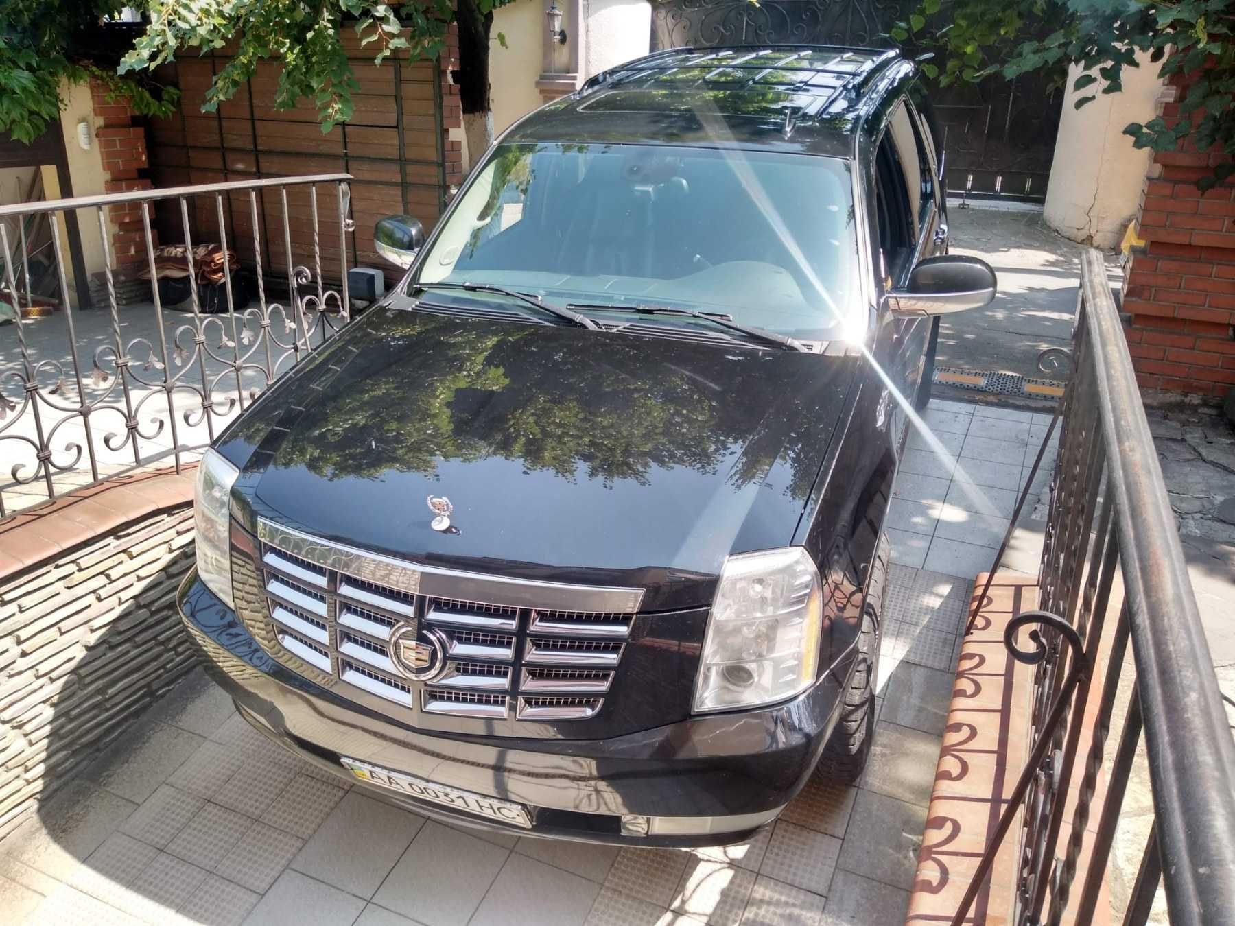 Cadillac Escalade2007 V8 6.2л,410лсГаз-Бензин куплен новым в Киеве2008